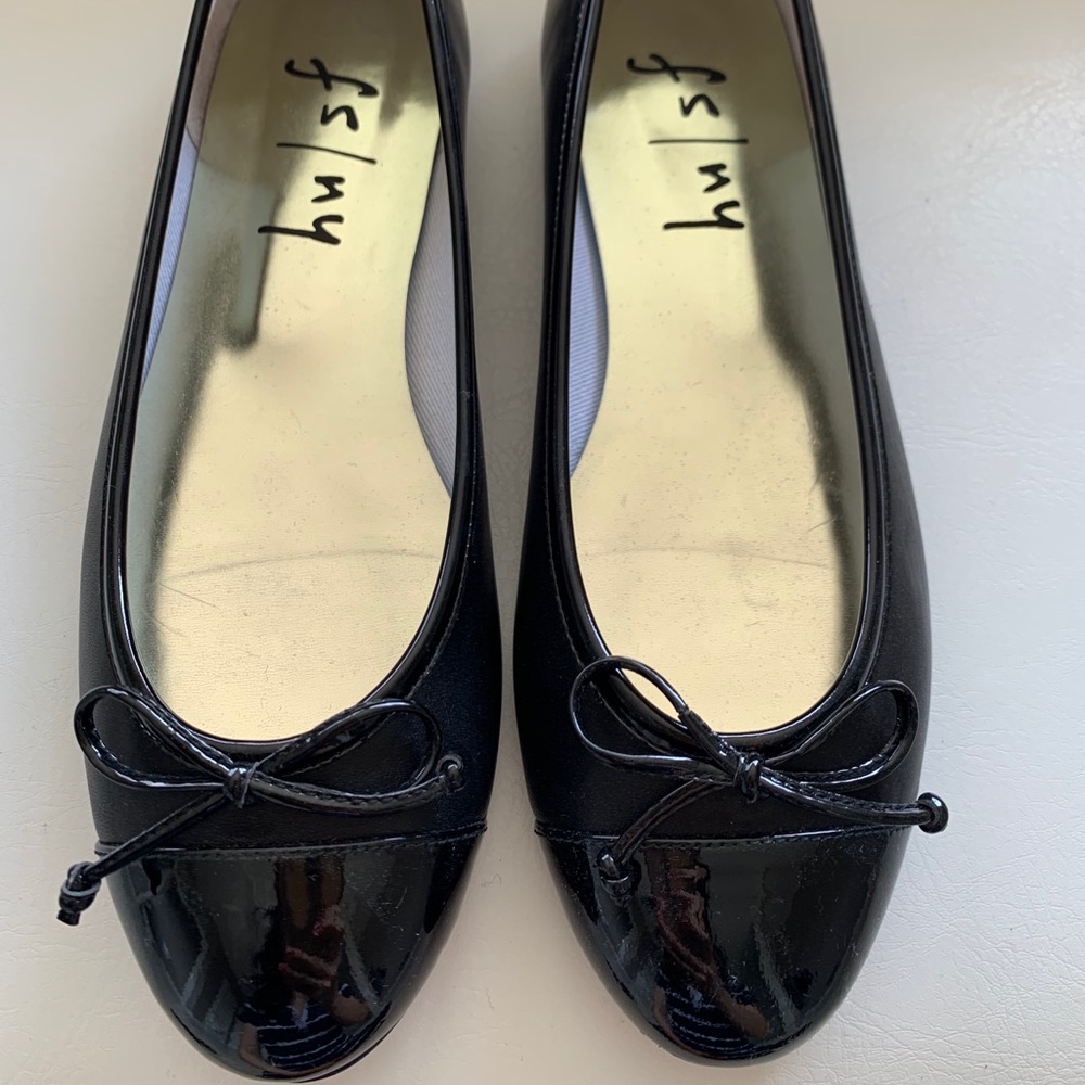 French Sole Black Patent Leather and Leather Ballet Flats